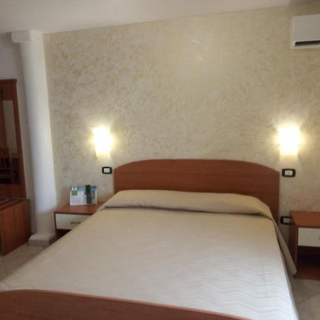 B&B Camere ปอร์โตเชซาเรโอ ภายนอก รูปภาพ